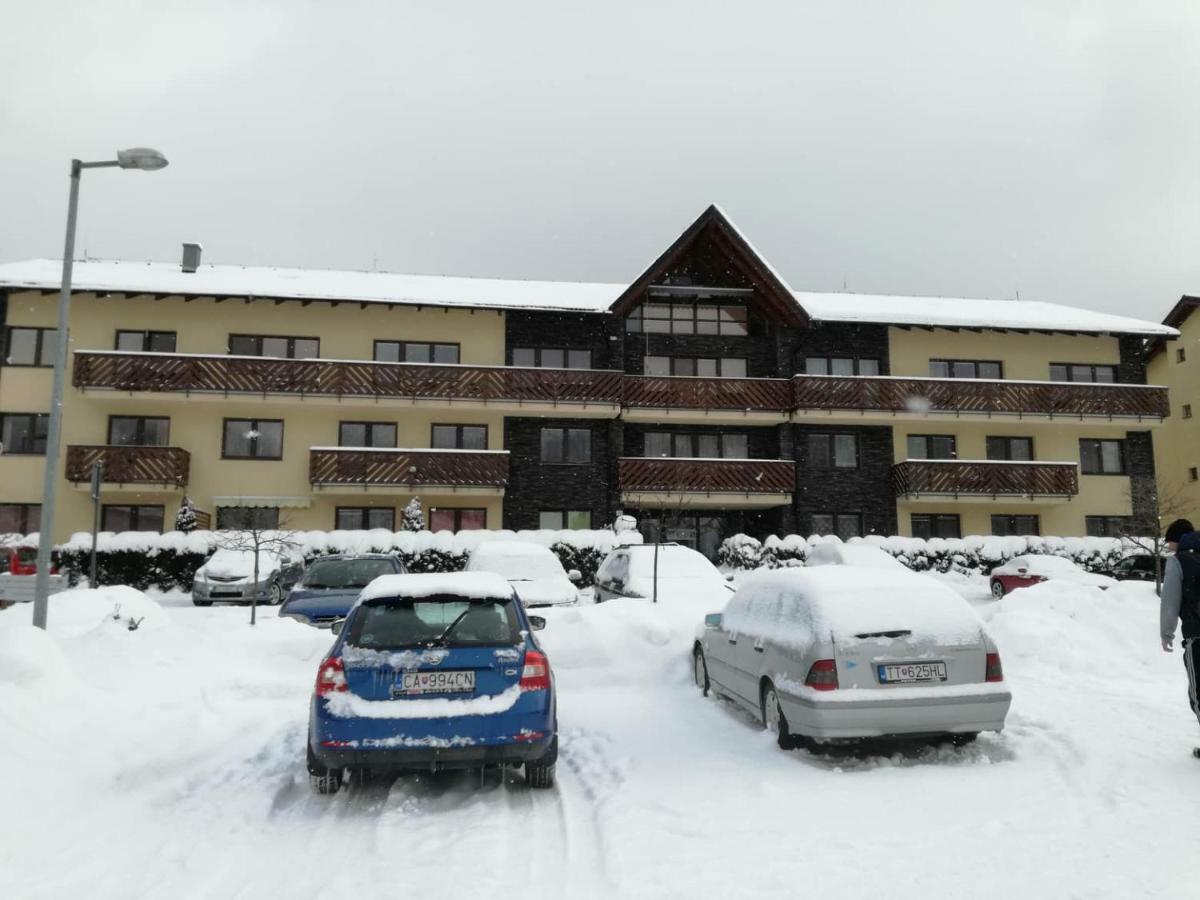 Apartman S Terasou Oscadnica Luaran gambar